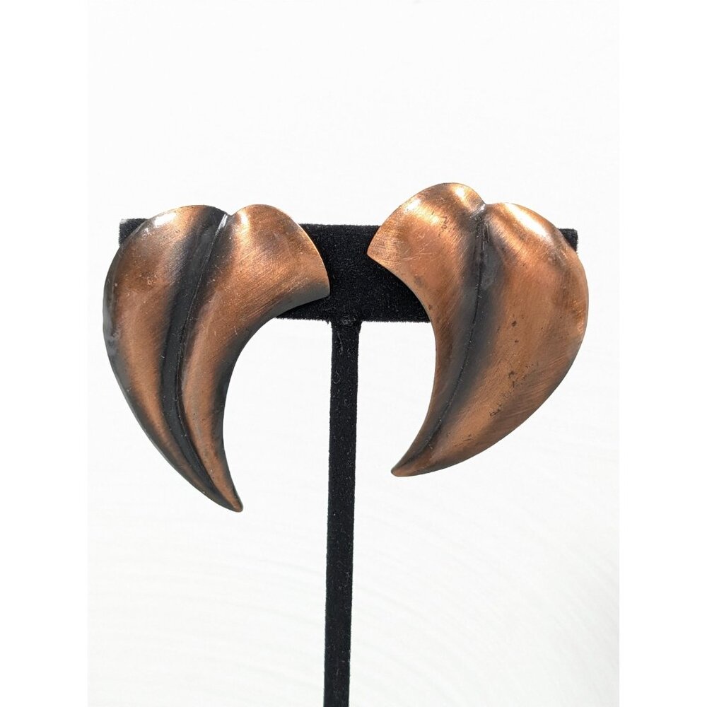 VTG Copper Tone Pierced Earrings Sculptural Modernist Abstract Swirl‎ Statement
